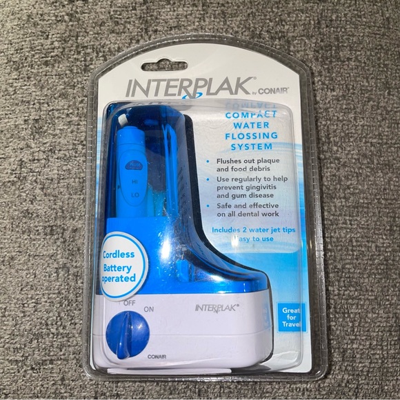 Interplak Conair Compact Dental Water Jet Flossing System PLUS Replacement Tips - Picture 8 of 14